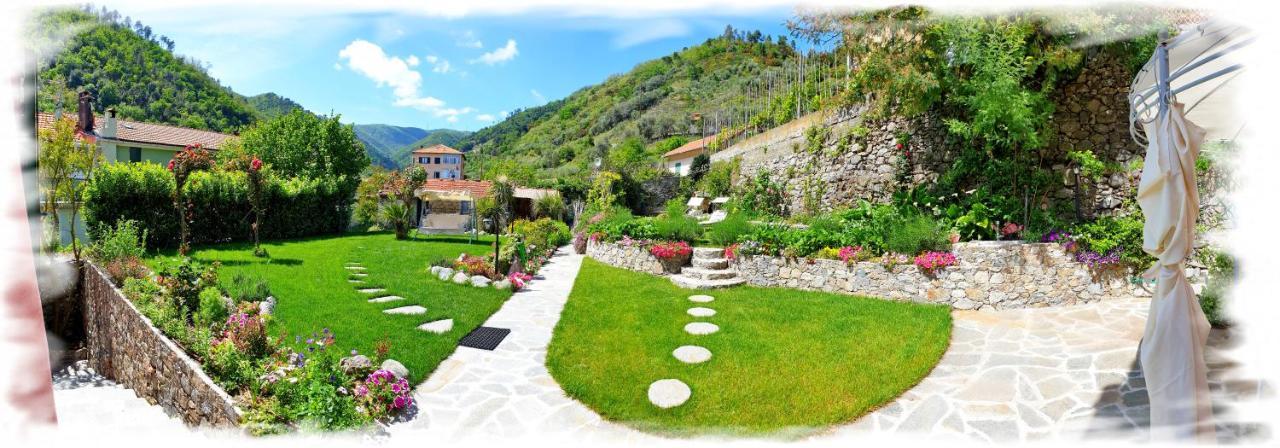 Casa Vacanze Family Albisola Superiore Buitenkant foto