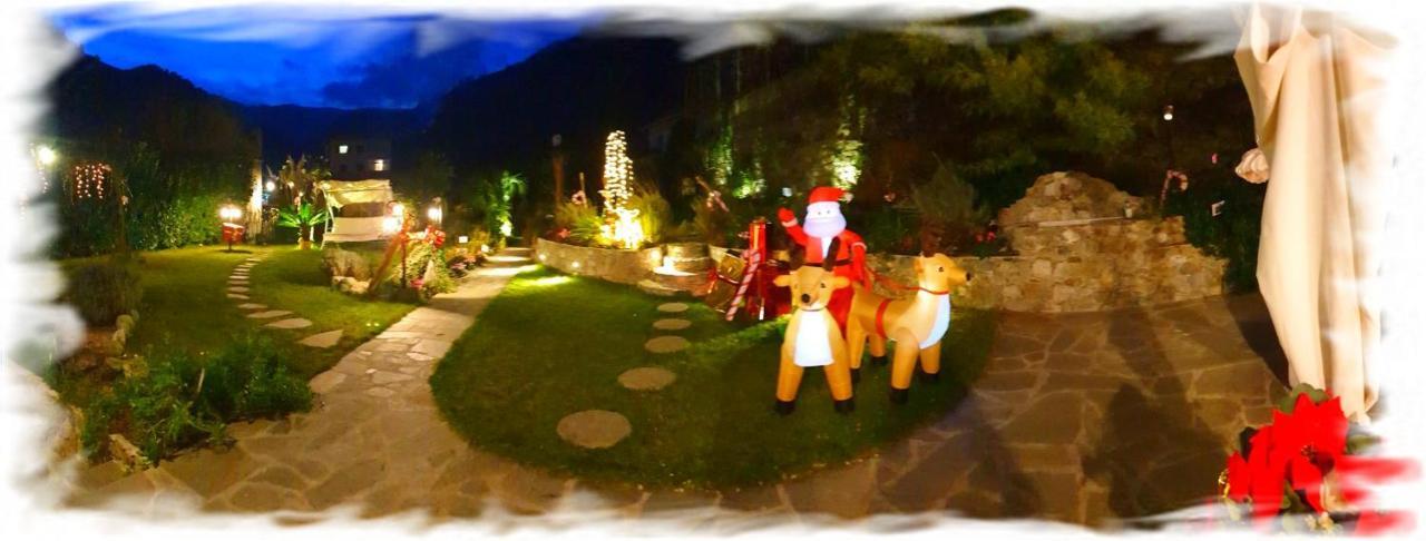 Casa Vacanze Family Albisola Superiore Buitenkant foto