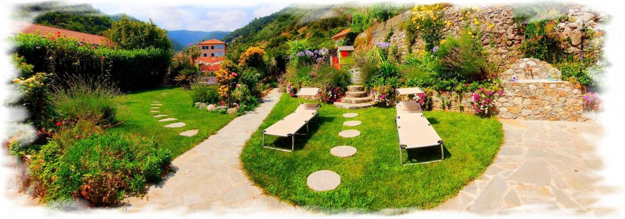 Casa Vacanze Family Albisola Superiore Buitenkant foto