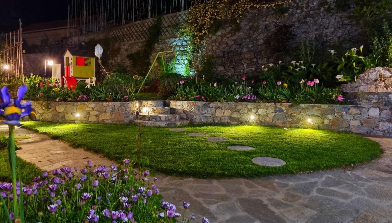 Casa Vacanze Family Albisola Superiore Buitenkant foto