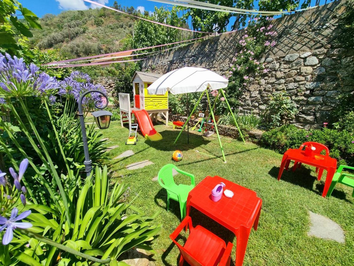 Casa Vacanze Family Albisola Superiore Buitenkant foto