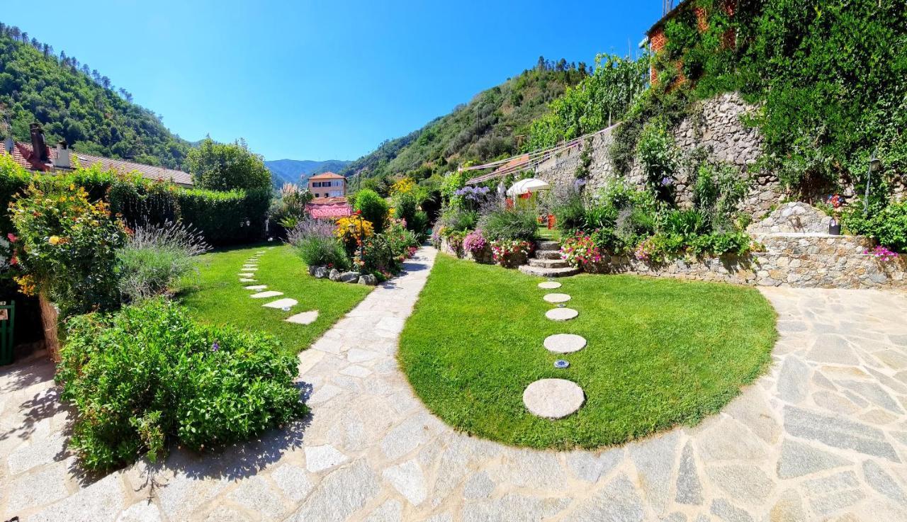 Casa Vacanze Family Albisola Superiore Buitenkant foto