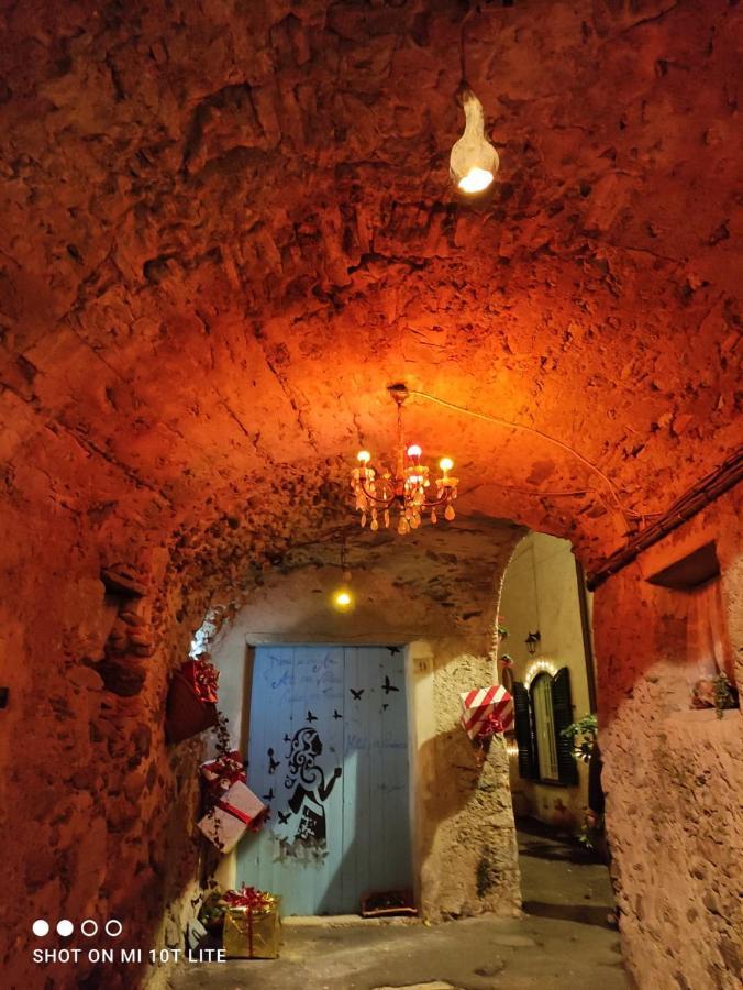 Casa Vacanze Family Albisola Superiore Buitenkant foto