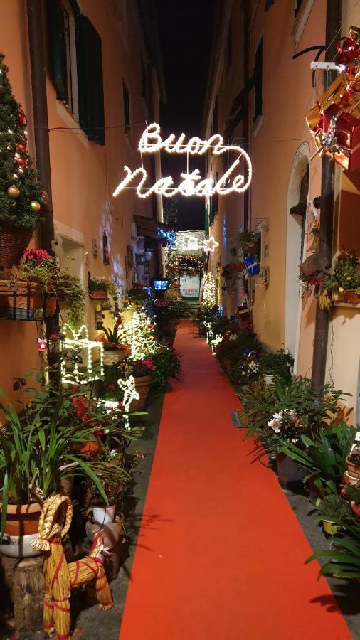 Casa Vacanze Family Albisola Superiore Buitenkant foto